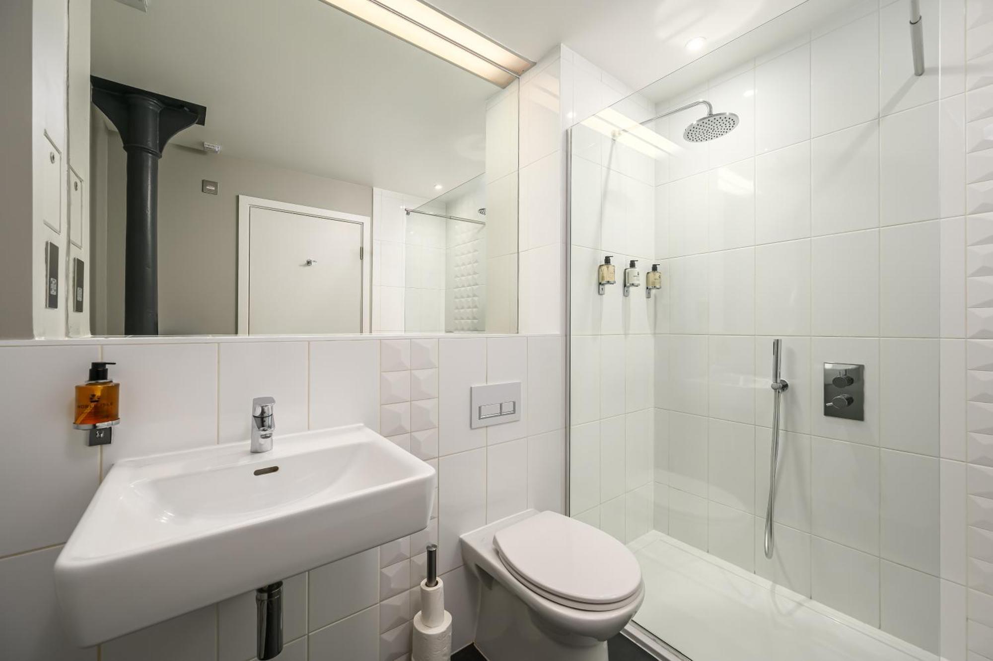 Destiny Scotland -The Malt House Apartments Эдинбург Экстерьер фото