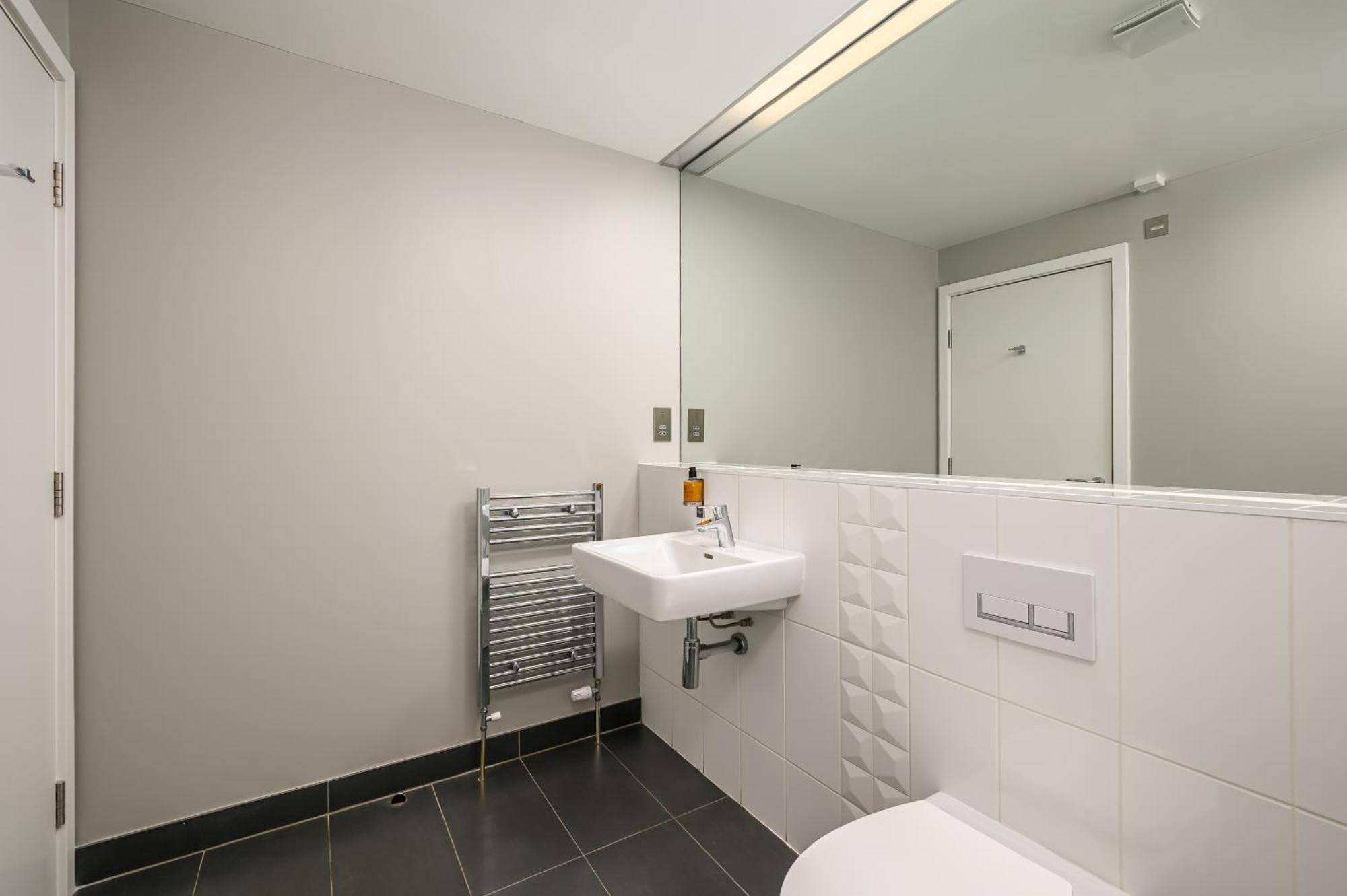 Destiny Scotland -The Malt House Apartments Эдинбург Экстерьер фото