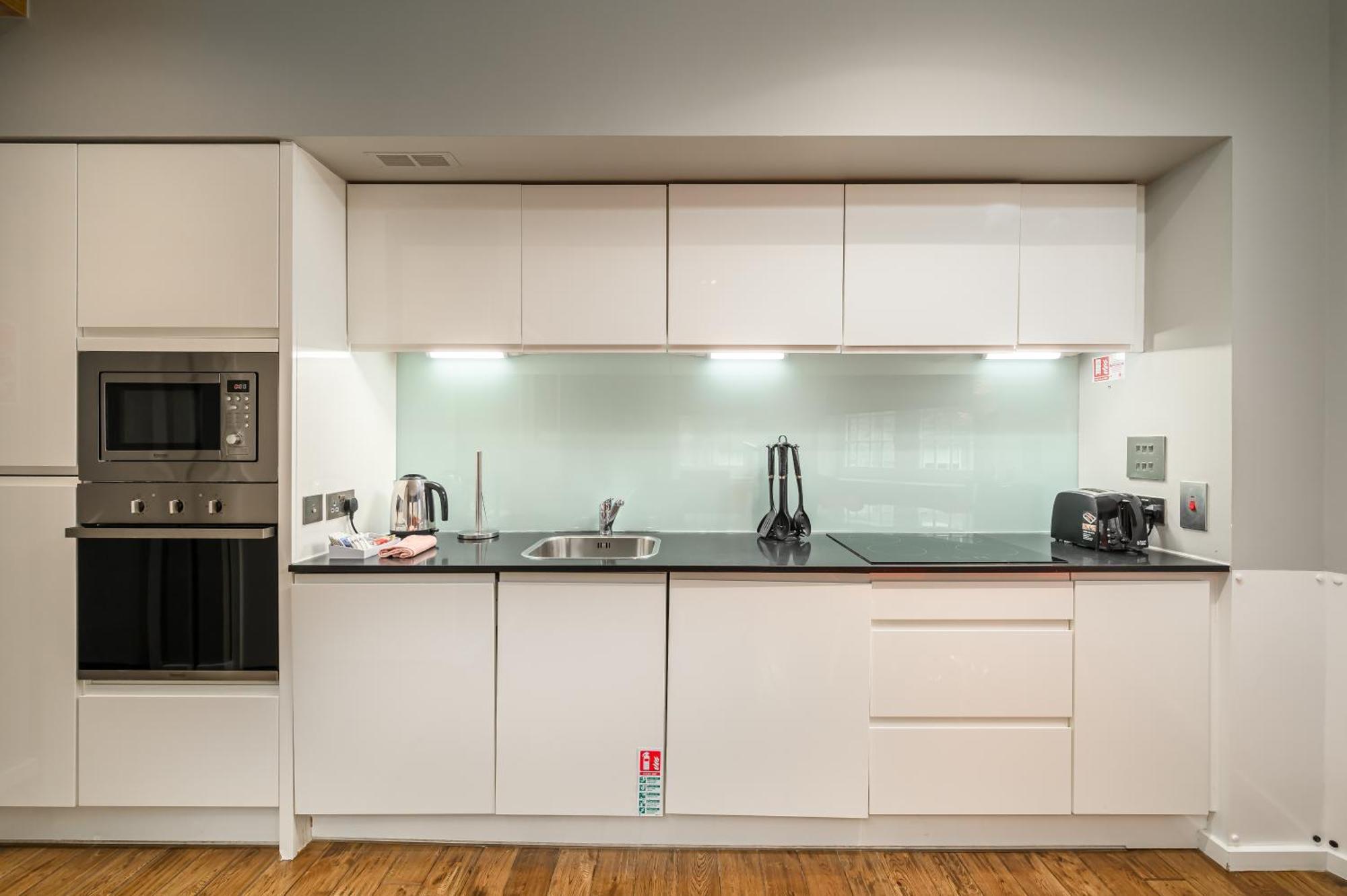 Destiny Scotland -The Malt House Apartments Эдинбург Экстерьер фото
